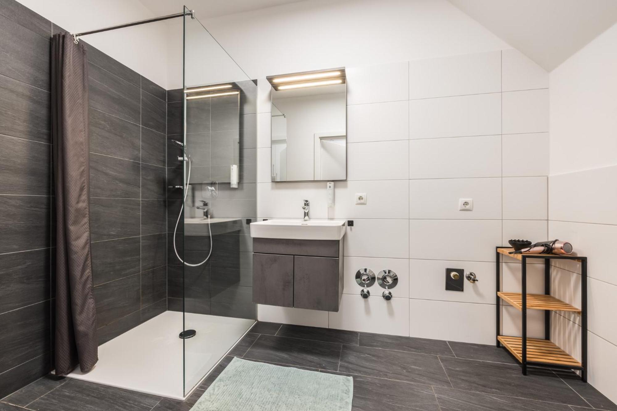 Myquartier Central City Suites Innsbruck Exteriör bild