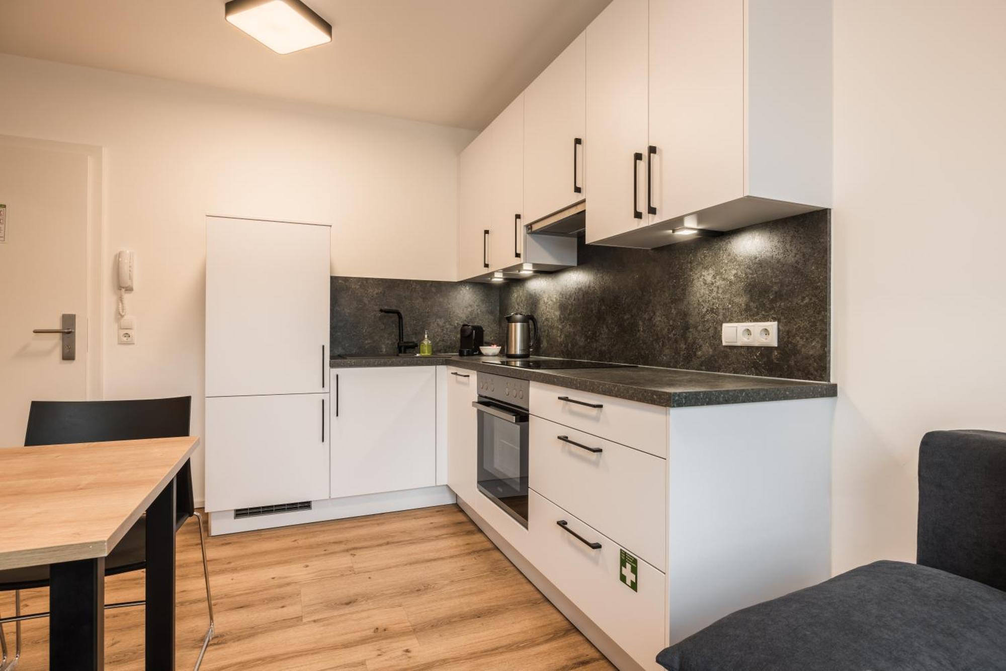 Myquartier Central City Suites Innsbruck Exteriör bild
